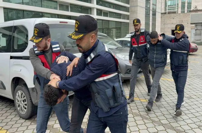 Samsun’da DEAŞ şüphelilerine şafak baskını: Yabancı uyruklu 2 gözaltı

