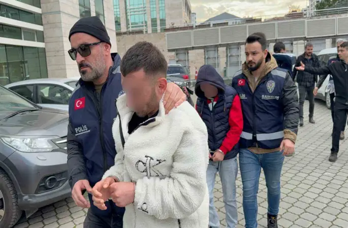 Samsun’da kız çocuğu attığı mesajla kurtarıldı: 4 gözaltı
