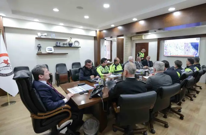 Samsun’da okul çevrelerinde trafik güvenliği artırılıyor
