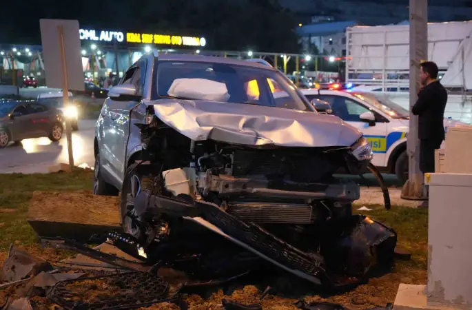 Samsun’da SUV tipi araçlar çarpıştı: 2 yaralı
