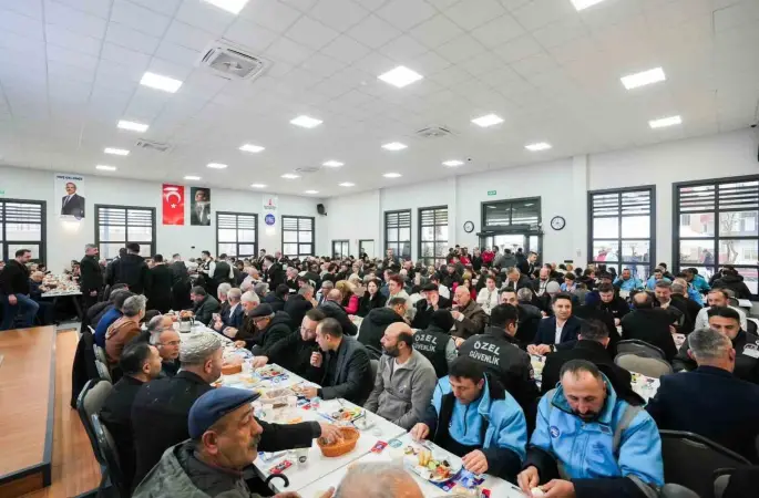 Sancaktepe’de bayram coşkusu "geleneksel bayram kahvaltısı" ile taçlandı
