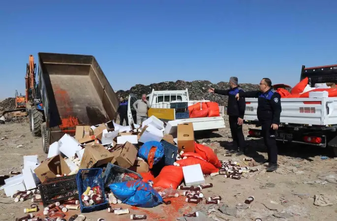 Şanlıurfa’da 5 ton bozuk gıda ele geçirildi
