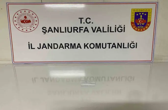 Şanlıurfa’da silah ve uyuşturucu ele geçirildi: 8 şüpheliye işlem yapıldı
