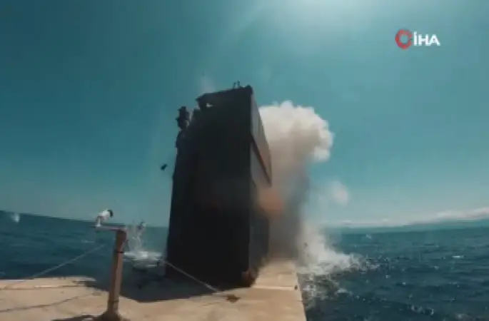 En uzun menzilli uçuşunu gerçekleştiren Kara Atmaca, hedefi tam isabet vurdu