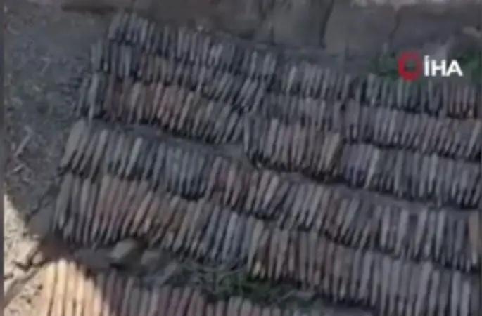 Hakurk’ta 2 bin 300 adet Doçka mühimmatı ele geçirildi