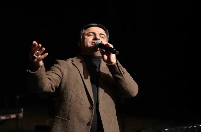 Sedat Uçan ilahi ve tasavvuf eserleri seslendirdi
