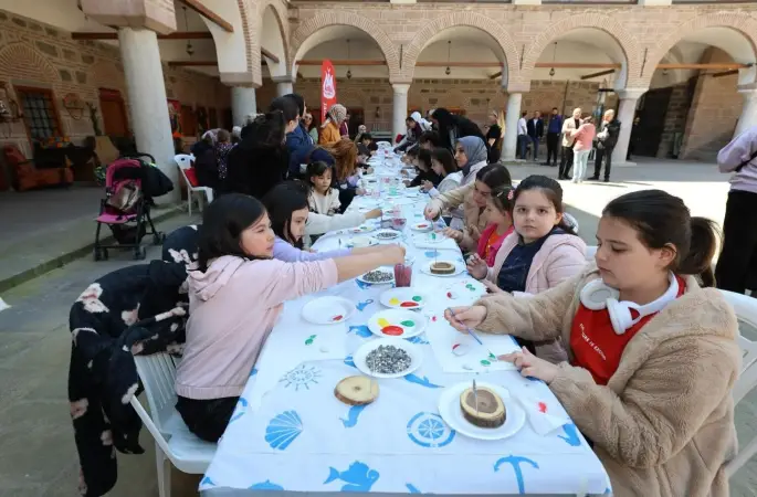 Şehzadeler’de çocuklar rengarenk bir gün geçirdi
