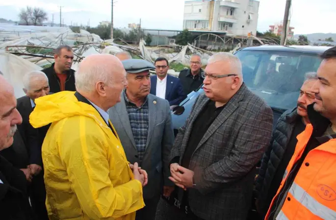 Şemsi Bayraktar’dan sel ve hortumdan zarar gören Antalyalı üreticiler için destek talebi
