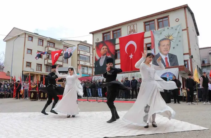 Şenkaya’da kurtuluş coşkusu
