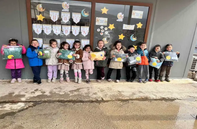 Sevgi ilmekleri Nurdağı’ndaki çocuklara ulaştı
