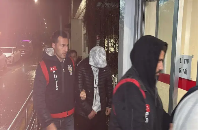 Sigara tartışması: 1 çocuk öldü, 2 kişi yaralandı, 5 çocuk tutuklandı
