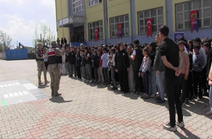 Siirt’te "Çocuk Gelişsin Dünya Değişsin" Projesi
