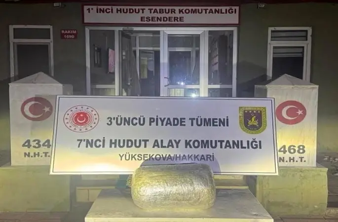 Sınırda 5 kilo 842 gram uyuşturucu ele geçirildi
