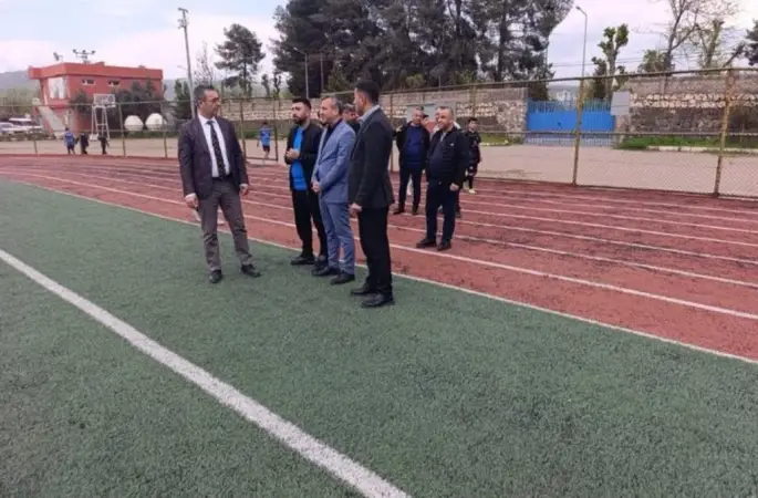 Şırnak Gençlik ve Spor İl Müdürü Din, Türkiye Şampiyonu olan engelli sporcuları ödüllendirdi
