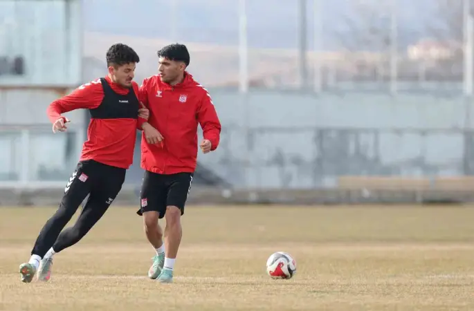 Sivasspor’da Manisa FK mesaisi
