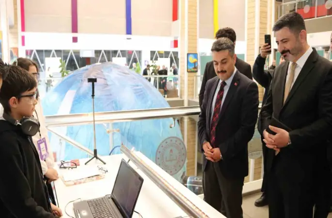 Sivas’ta bilim rüzgarı esti
