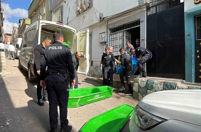 Sosyal medya fenomeni ’Cin Ali’yi öldüren kızı tutuklandı
