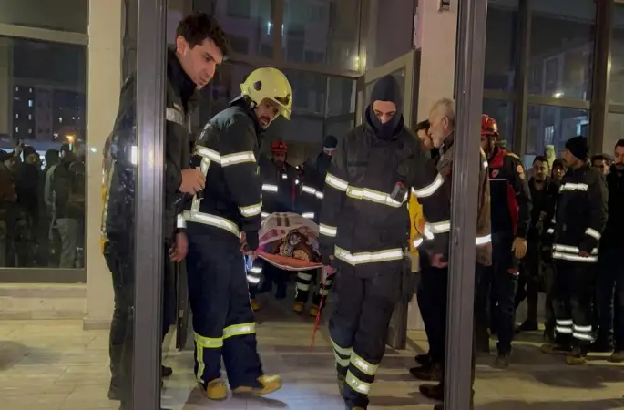 Su baskını nedeniyle bodrumda mahsur kalan engelli vatandaş kurtarıldı
