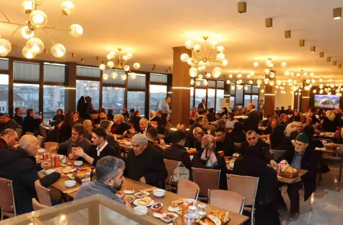 Sungurlu’da gazi ve şehit aileleri iftar sofrasında buluştu
