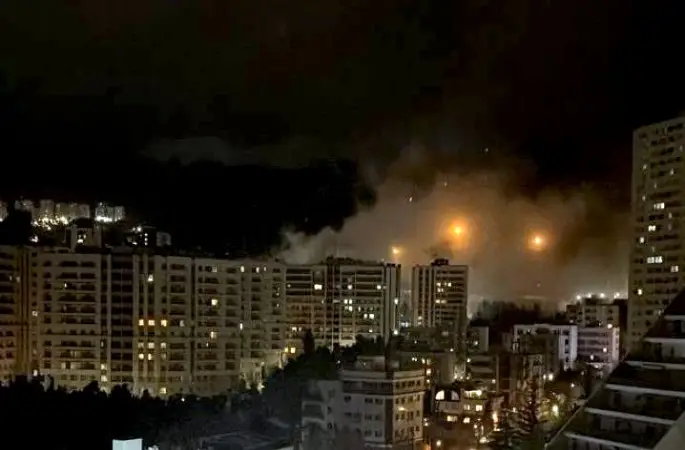 Tahran’ı hedef alan saldırılar birçok yerleşim bölgesinde hasara yol açtı
