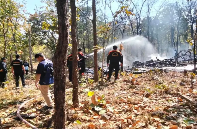 Tayland’da askeri uçak düştü: 2 ölü
