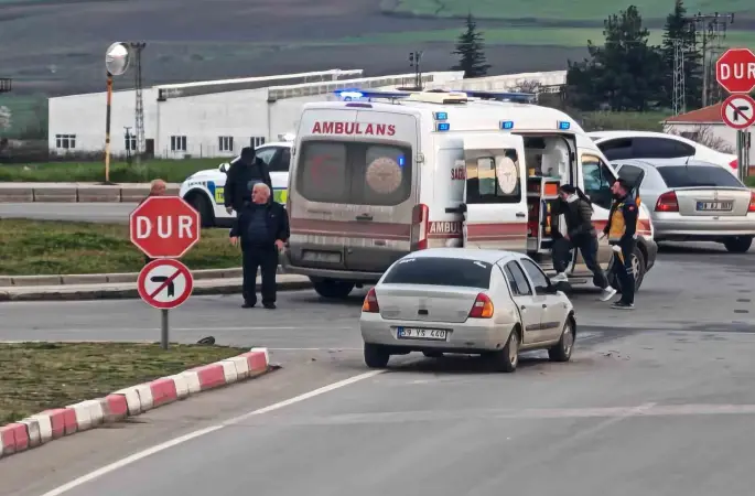 Tekirdağ’da trafik kazası: 2’si çocuk 5 yaralı
