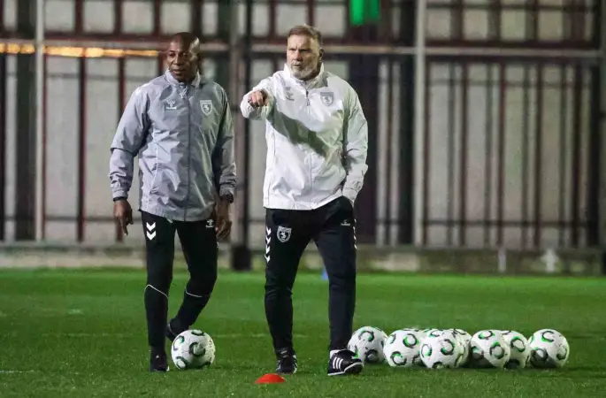 Thorsten Fink, Samsunspor’un başında ilk antrenmanına çıktı
