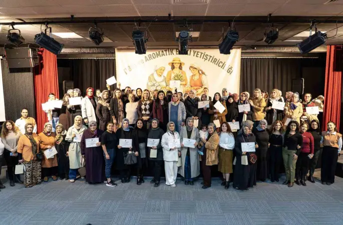 Tıbbi Aromatik Bitki Atölyesi kursiyerlerine sertifikaları verildi
