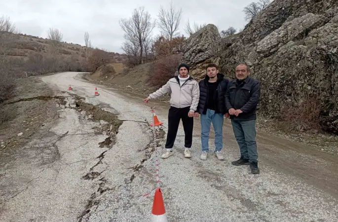 Tokat’ta yağışlar toprak kaymasına neden oldu
