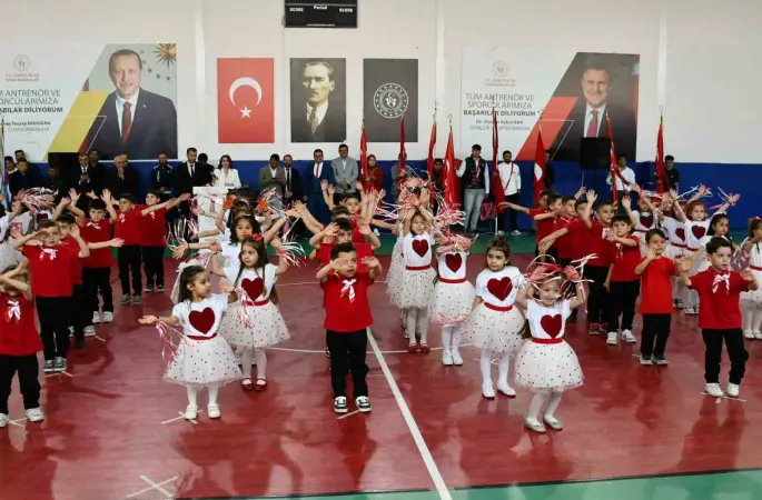 Tomarza’da 23 Nisan coşkusu
