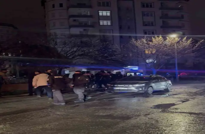 Trafikte başlayan tartışma kavgaya döndü: 10 gözaltı
