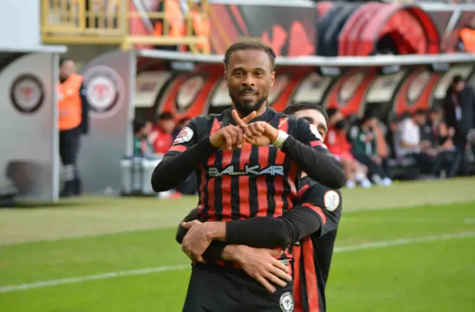 Trendyol 1. Lig: Çorum FK: 3 - Atakaş Hatayspor: 1
