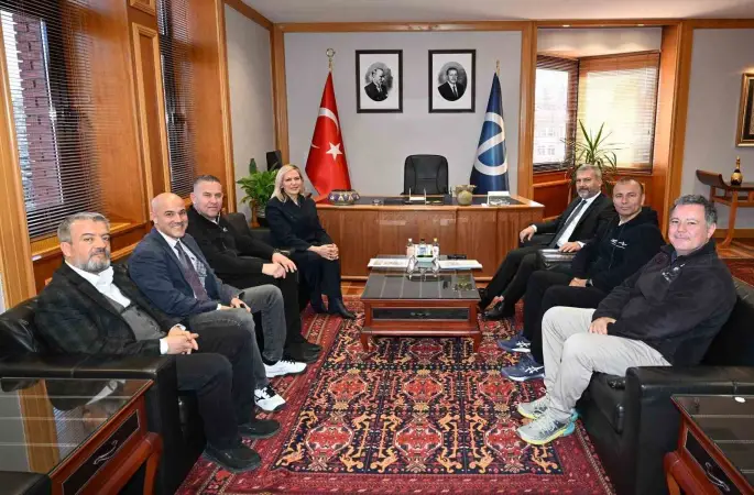 TTF Başkanı Müderrisgil, Rektör Adıgüzel’i ziyaret etti
