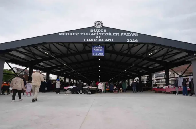 Tuhafiyeciler temiz ve nezih pazaryerine kavuştu
