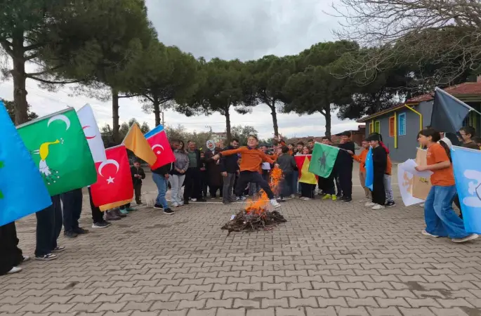 Türk Dünyası ve Nevruz coşkusu Çavuşlar’da yaşandı
