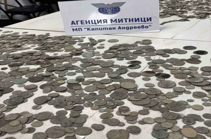 Türkiye’den kaçırılan binlerce sikke ve obje komşuya takıldı
