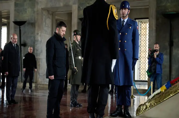 Ukrayna Devlet Başkanı Zelenskiy Anıtkabir’de
