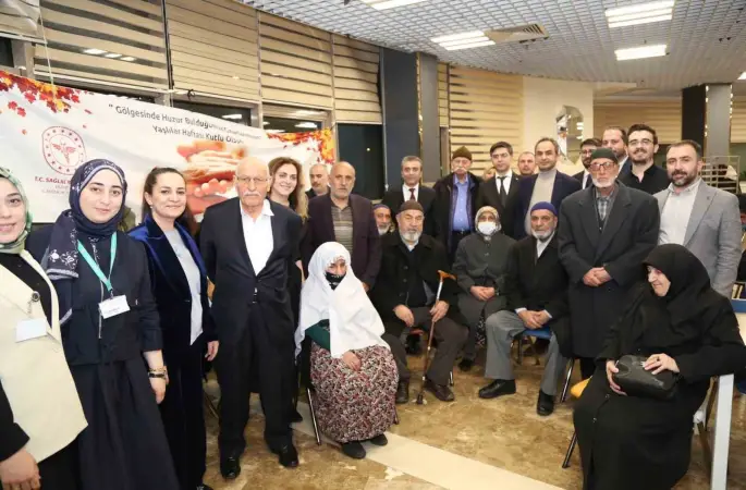 Ulu çınarlarla aynı sofrada anlamlı buluşma
