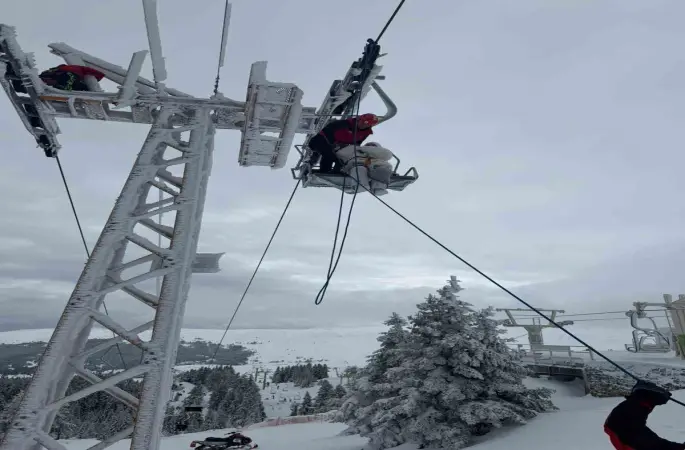 Uludağ’da telesiyej arızası: 40 tatilci mahsur kaldı
