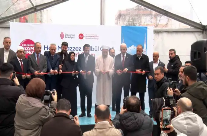 Ümraniye’de manevi buluşma: Hacı Muazzez Bülbül Camii dualarla açıldı
