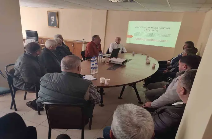 Uşak’ta kooperatiflere yönelik KOPBİS bilgilendirme toplantısı düzenlendi
