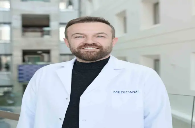 Uzmanı uyardı: "Erken teşhisin anahtarı endoskopi ve kolonoskopi"
