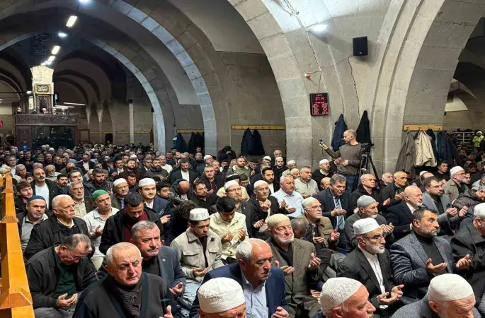 Vali Çiçek: "4 yıllık görev süremde asayiş olaylarının en dibe indiği bir ay oldu"
