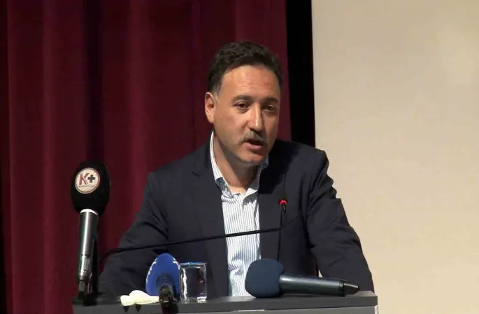 Vali Çiçek: "Talas, neresine giderseniz gidin sizinle konuşan bir yer"
