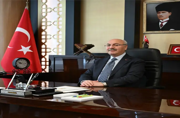 Vali Köşger; "Ata’mızın ziyaretinin taşıdığı tarihî ve manevi değer, nesilden nesle aktarılmaya devam etmektedir"
