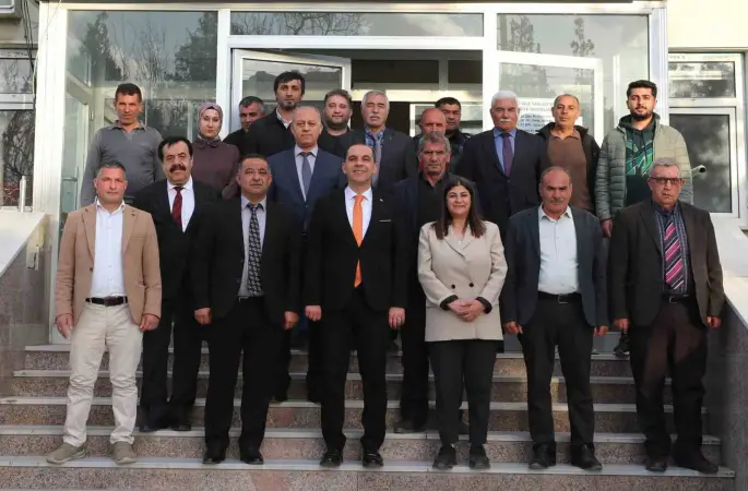 Vali Taşolar’dan Halfeli Beldesine iade-i ziyaret
