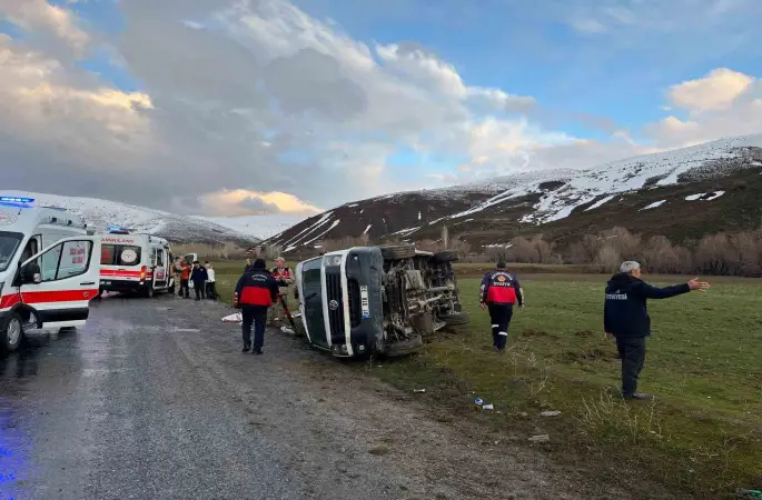 Van’da trafik kazası: 11 yaralı
