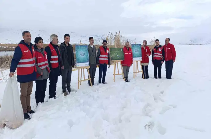 Van’da yaban hayvanları unutulmadı
