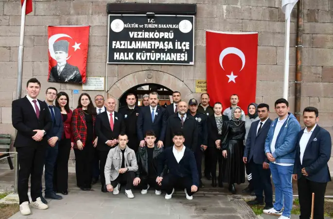 Vezirköprü’de kitap kurtlarına ödül
