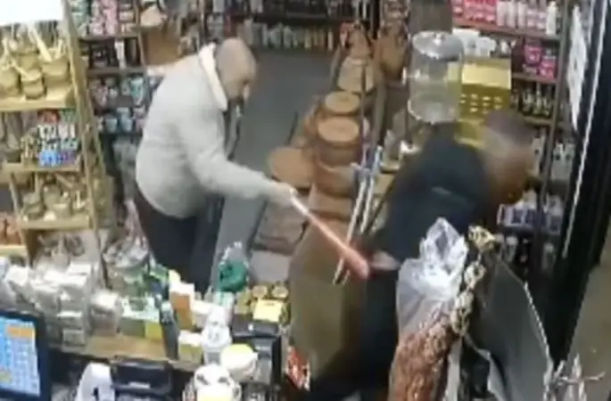 Parfüm hırsızına beyzbol sopalı dayak